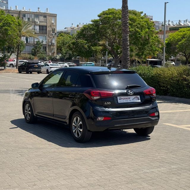 יונדאי i20