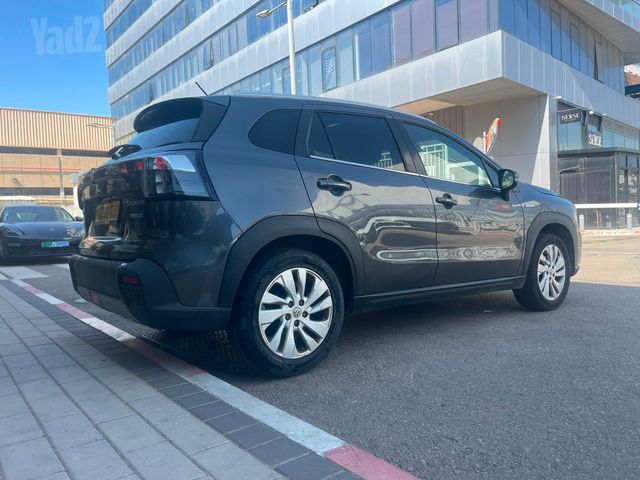 מודעת רכב סוזוקי S-Cross 1
