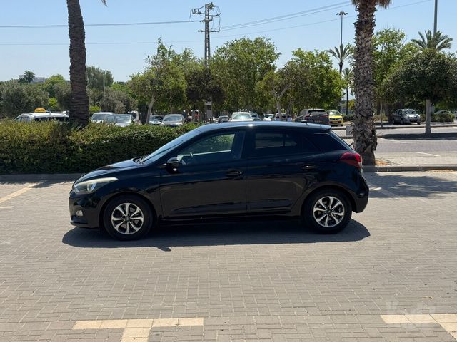 יונדאי i20