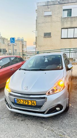 מודעת רכב פיג'ו 208