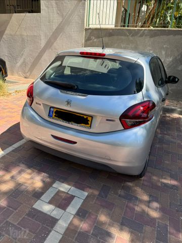 מודעת רכב פיג'ו 208