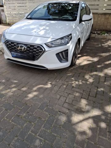 מודעת רכב יונדאי איוניק