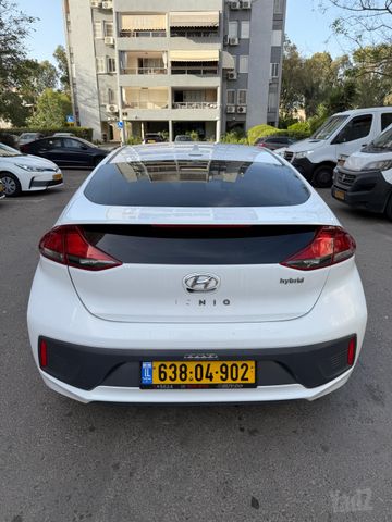 יונדאי איוניק
