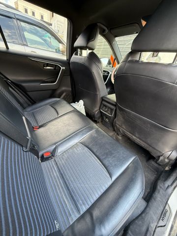 טויוטה RAV4