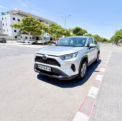 מודעת רכב טויוטה RAV4