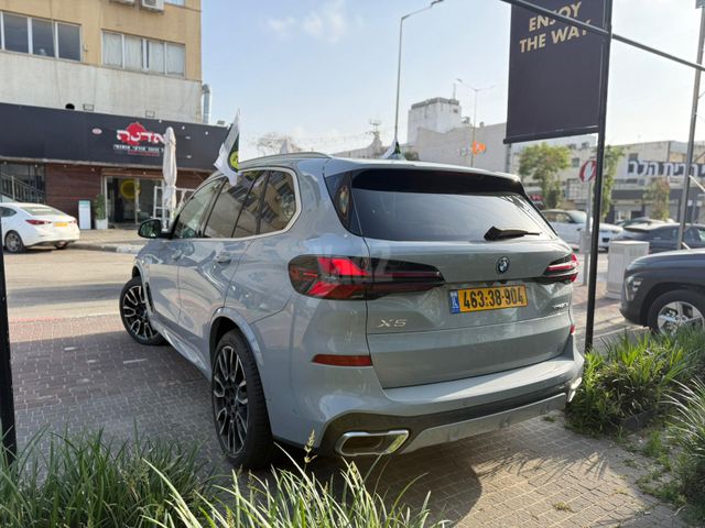 ב מ וו X5