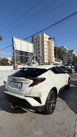 טויוטה C-HR