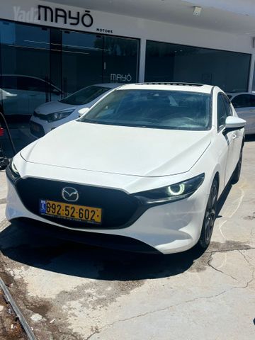 מודעת רכב מאזדה 3