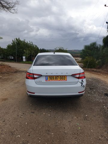 סקודה סופרב