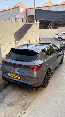 קופרה לאון