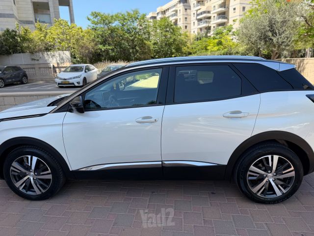 מודעת רכב פיג'ו 3008