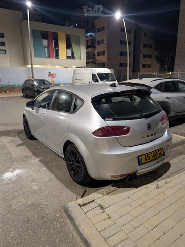 סיאט לאון