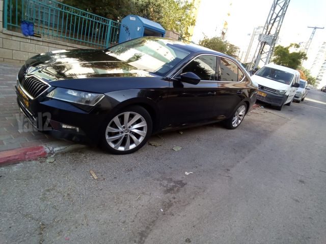 מודעת רכב סקודה סופרב