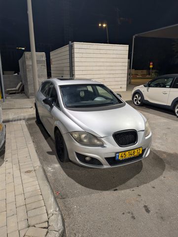 סיאט לאון