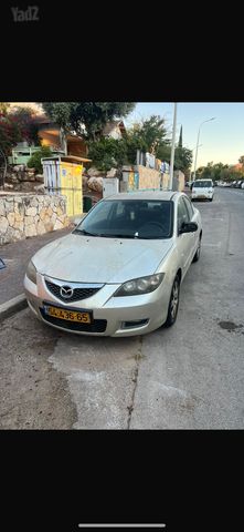 מודעת רכב מאזדה 3