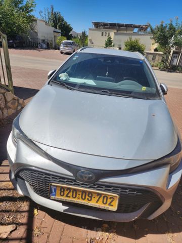 מודעת רכב טויוטה קורולה