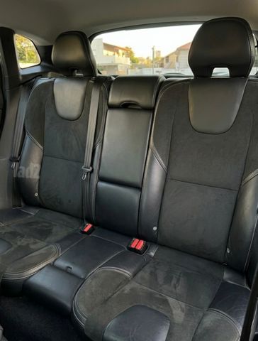 וולוו V40