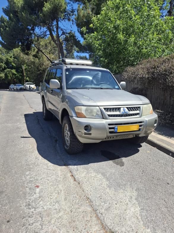 מודעת רכב מיצובישי פג'רו