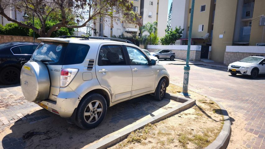 מודעת רכב דייהטסו טריוס