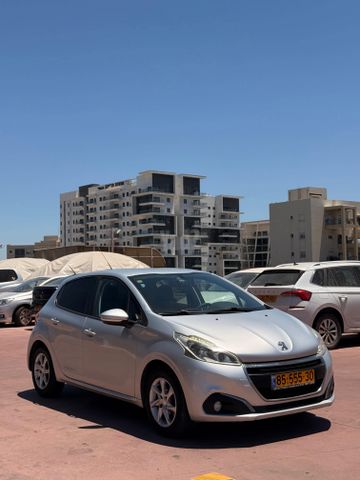 פיג'ו 208
