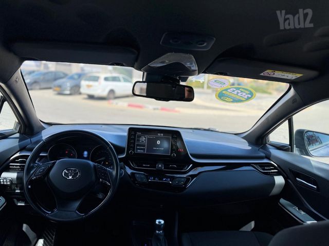 טויוטה C-HR
