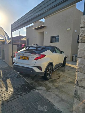 טויוטה C-HR