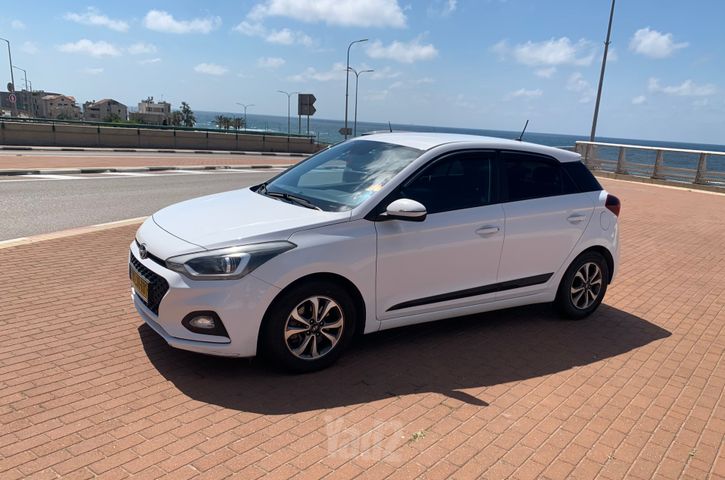 יונדאי i20
