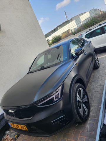 וולוו C40