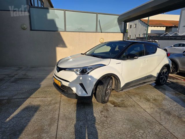 טויוטה C-HR