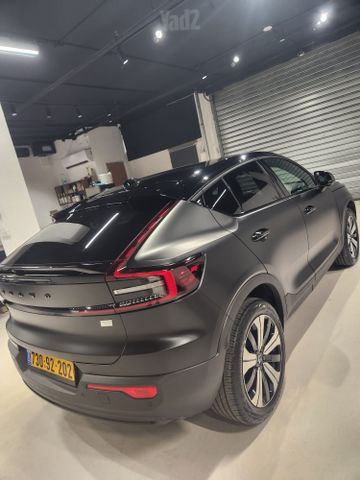 וולוו C40