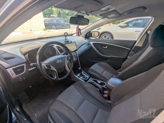יונדאי i30