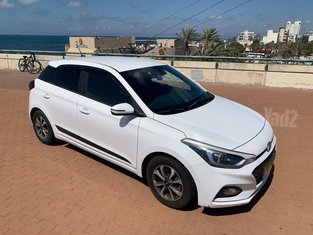 יונדאי i20