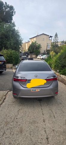 טויוטה קורולה