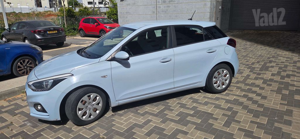 יונדאי i20
