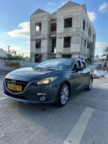 מודעת רכב מאזדה 3