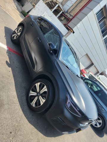 וולוו C40