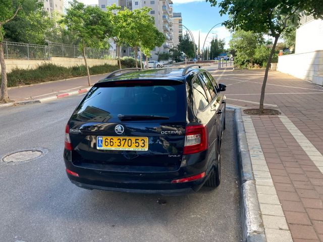 סקודה אוקטביה