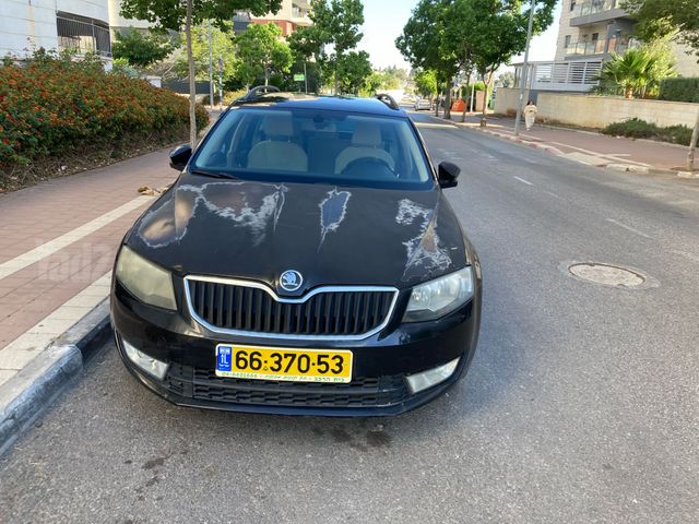סקודה אוקטביה