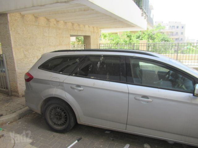 מודעת רכב פורד מונדאו