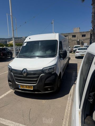 רנו מאסטר