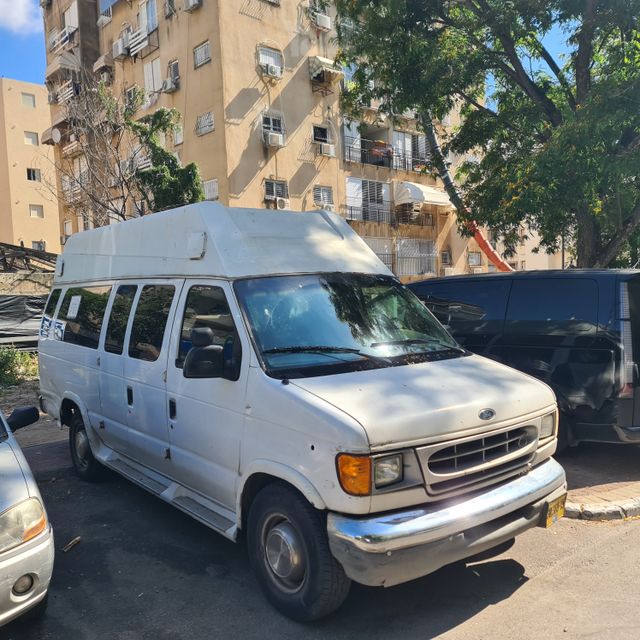 פורד אקונוליין