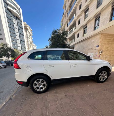 וולוו XC60