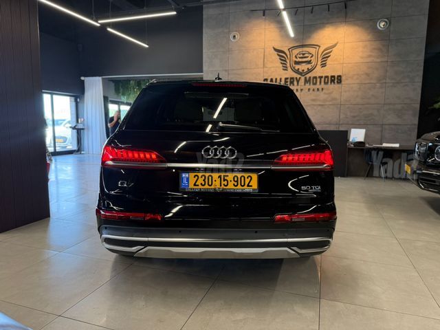 אאודי Q7