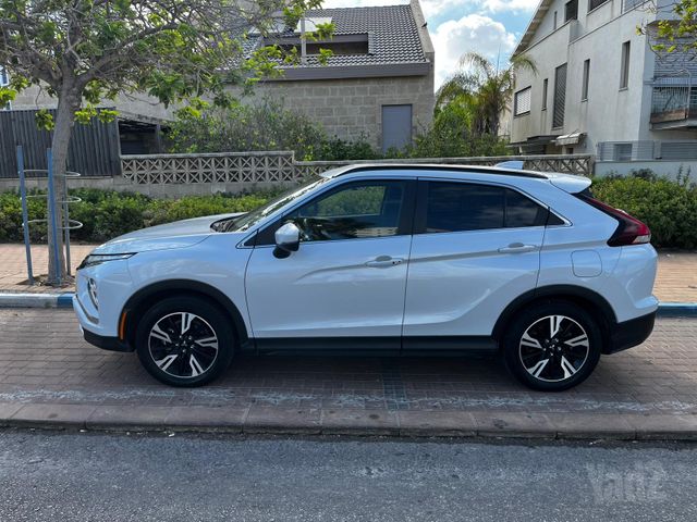 מודעת רכב מיצובישי אקליפס קרוס