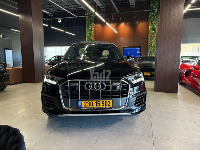 אאודי Q7