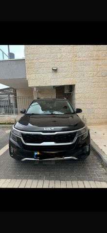 קיה סלטוס