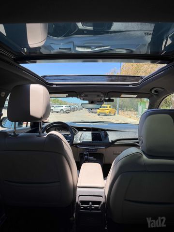 קאדילק XT4