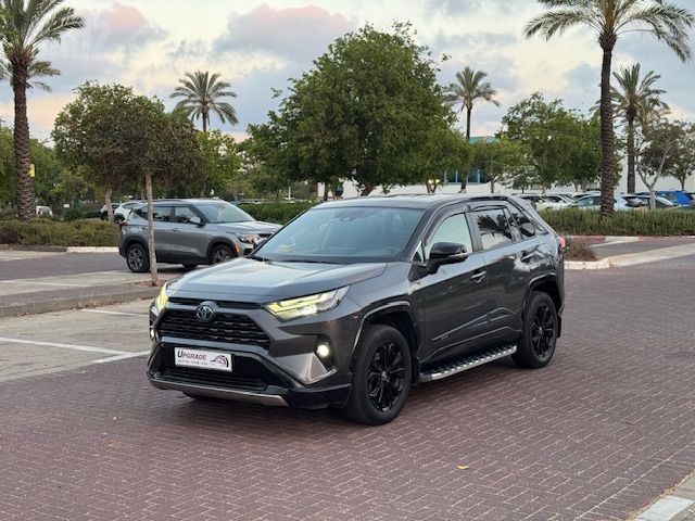 מודעת רכב טויוטה RAV4