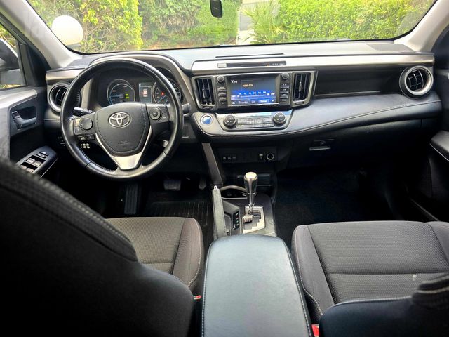 טויוטה RAV4