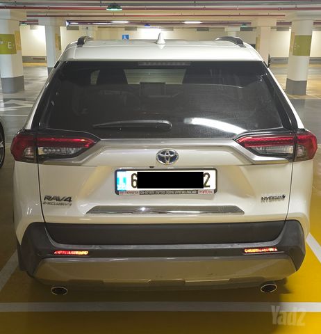 מודעת רכב טויוטה RAV4